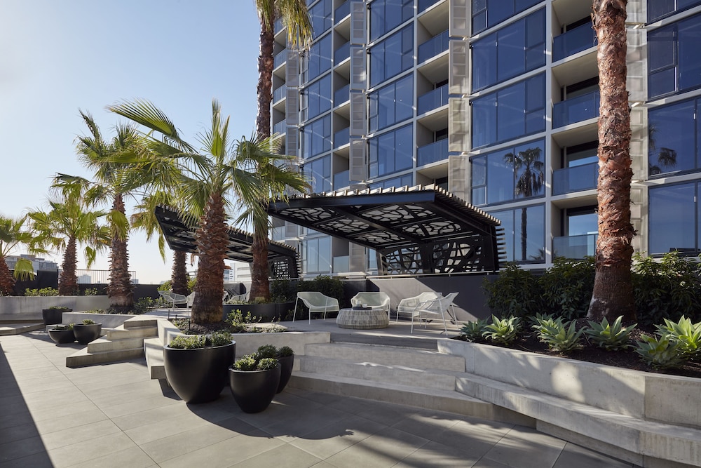 Turnkey Accommodation - North Melbourne 17/27