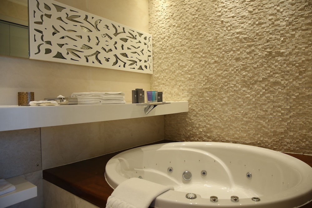 Wyndham Ankara 24/75