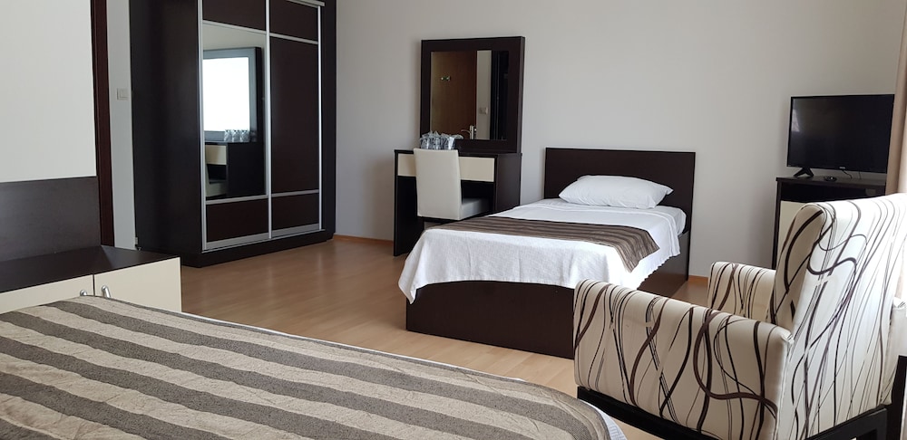 Troas Beach Hotel 18/59