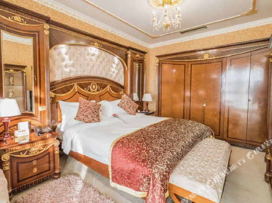 Xiongye Hotel 7/21