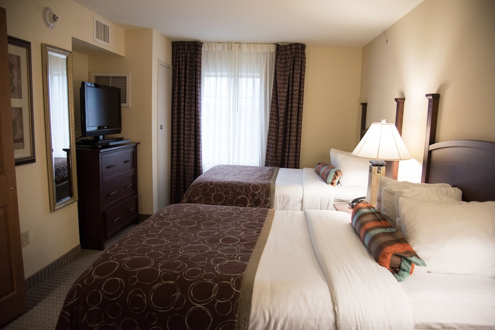 Staybridge Suites Fort Wayne 13/59