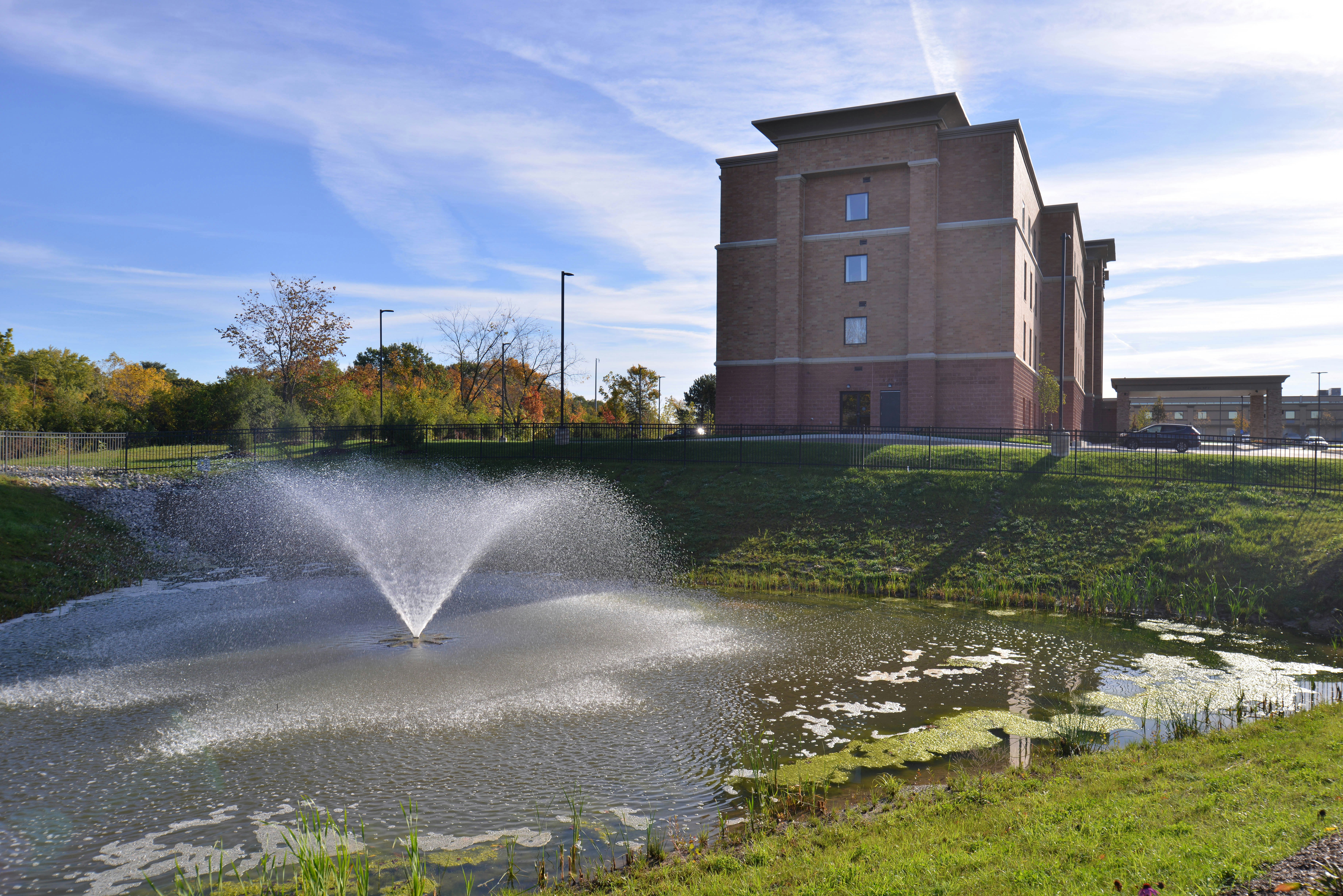 Hampton Inn Suites Ann Arbor West 47/47