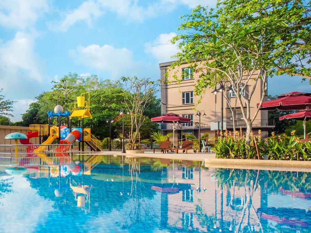 Ibis Melaka 12/66