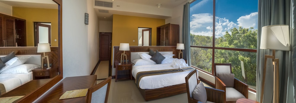Sooriya Resort & Spa 15/50