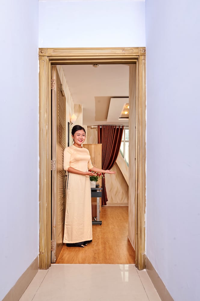 Saigon Charm Hotel 40/49