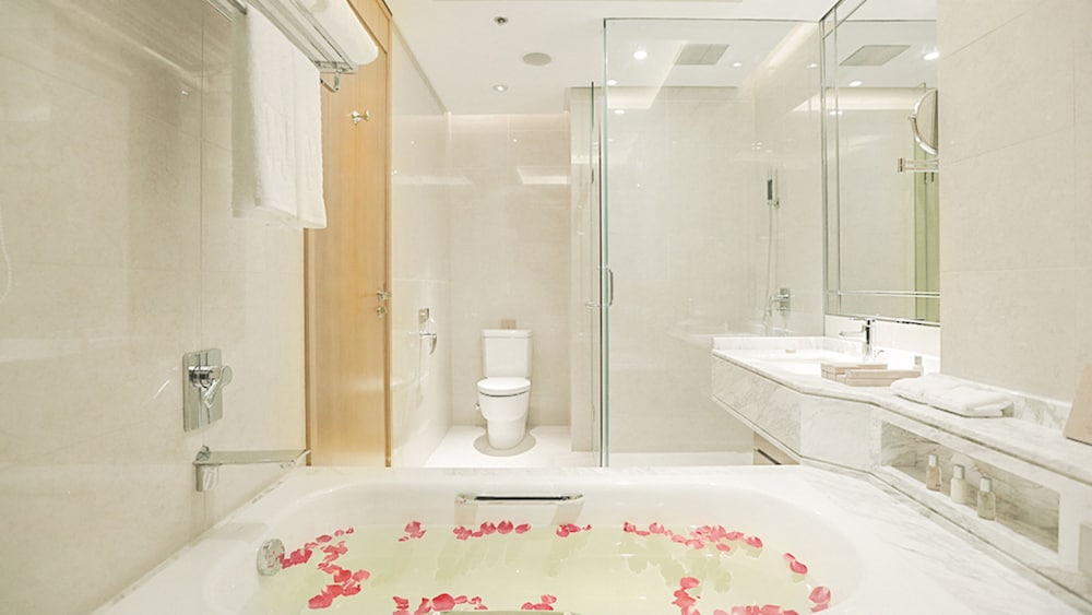 NARADA GRAND HOTEL 40/40