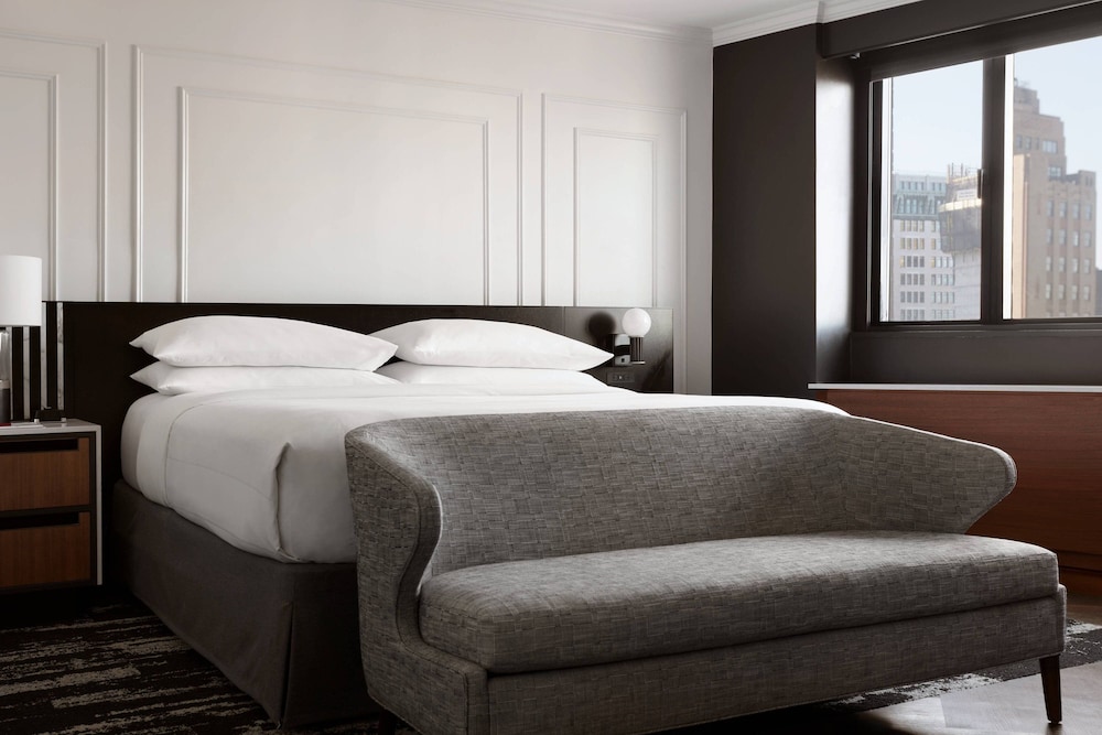 New York Marriott Downtown 11/47