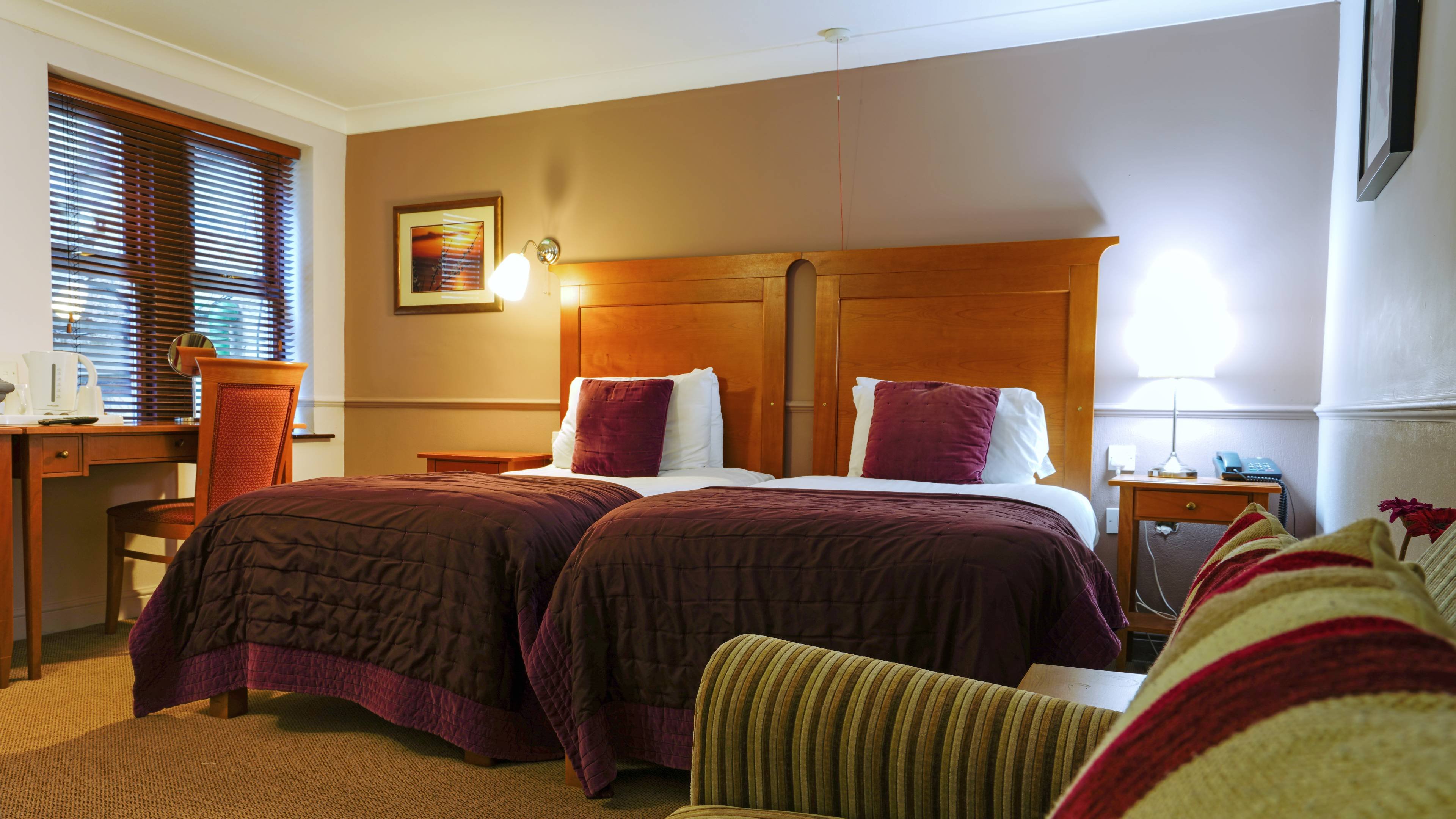 Gomersal Park Hotel 8/49