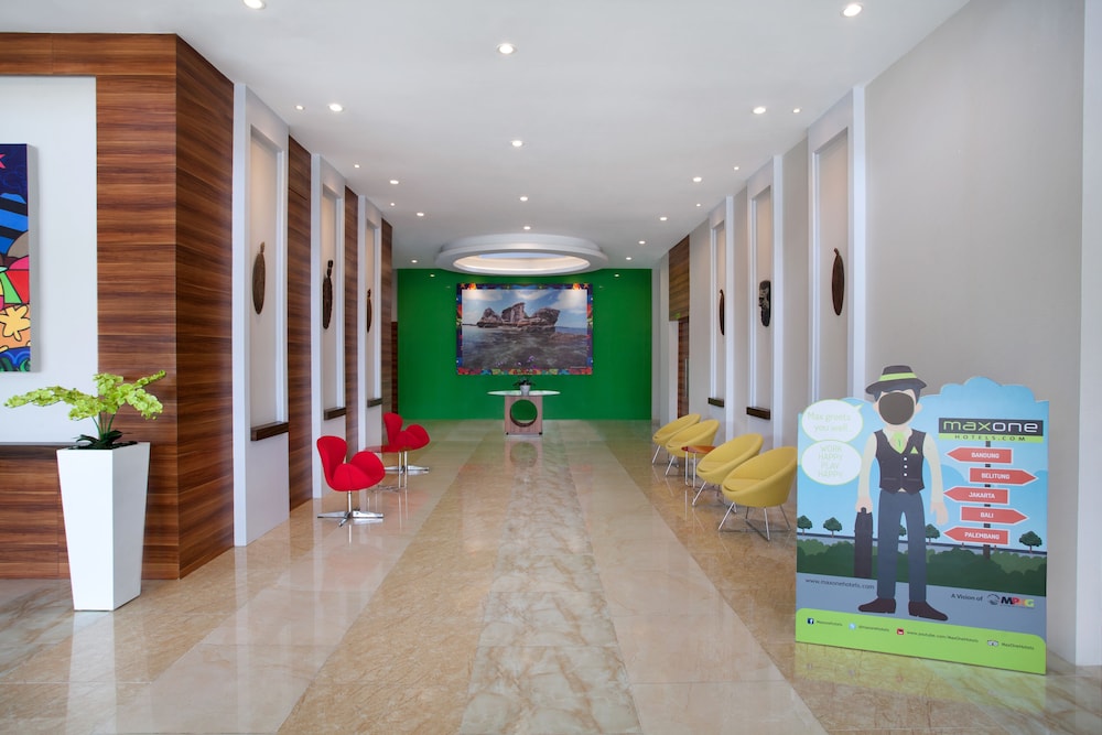 DK Belstar Hotel Belitung 7/36