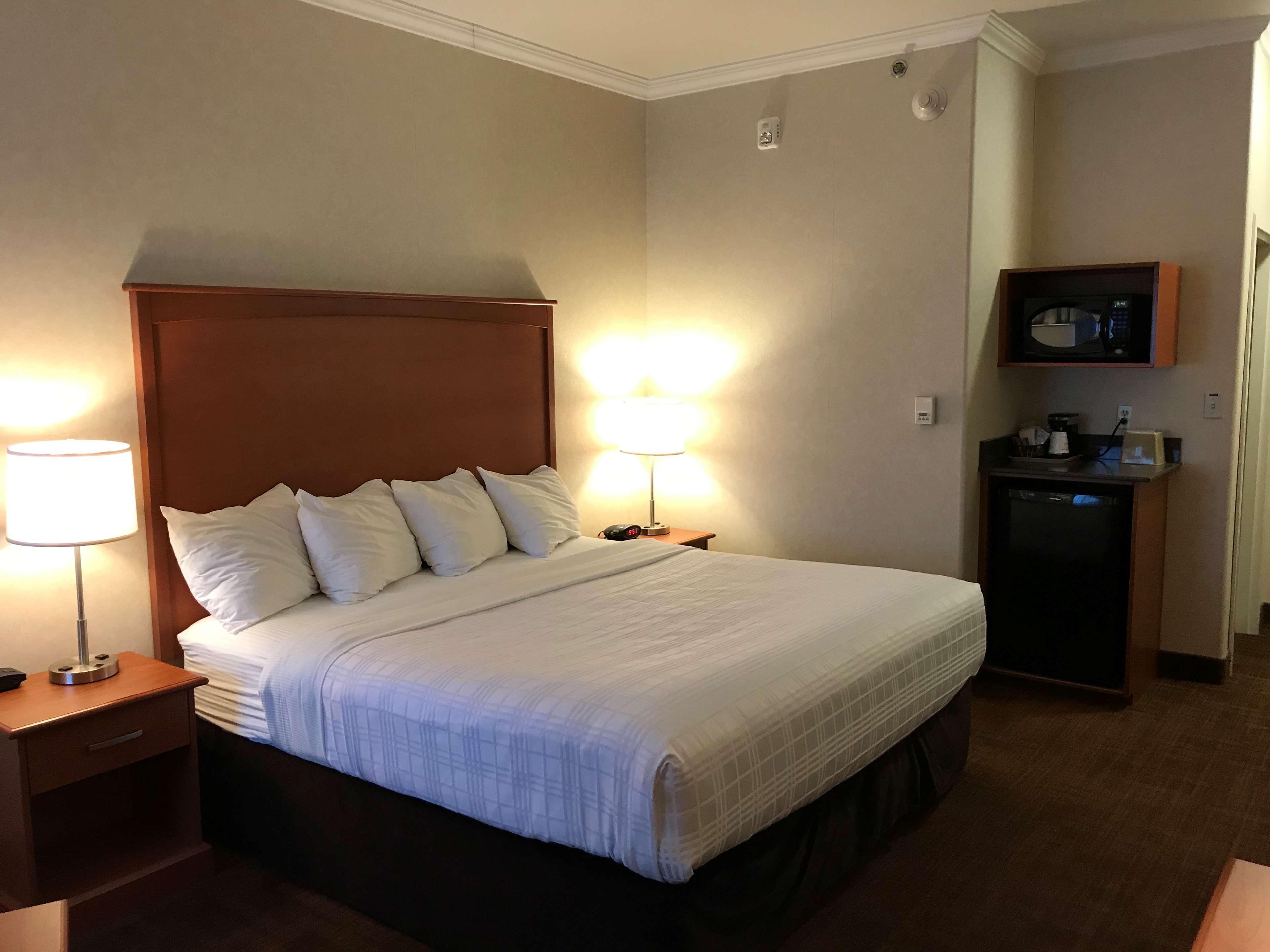 Room, King Bed
