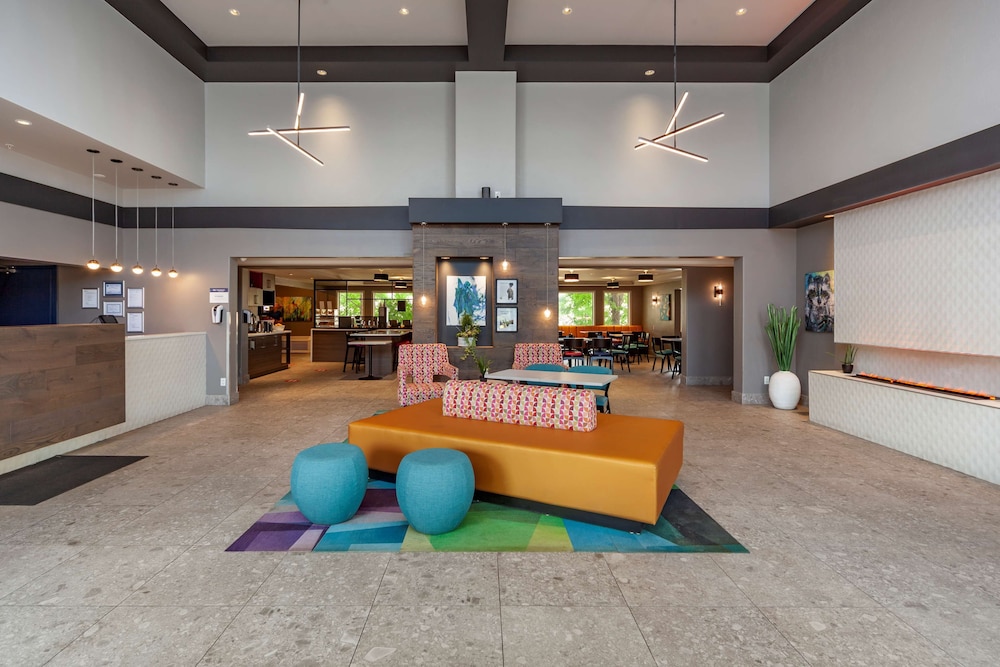 Best Western Plus West Edmonton 52/77