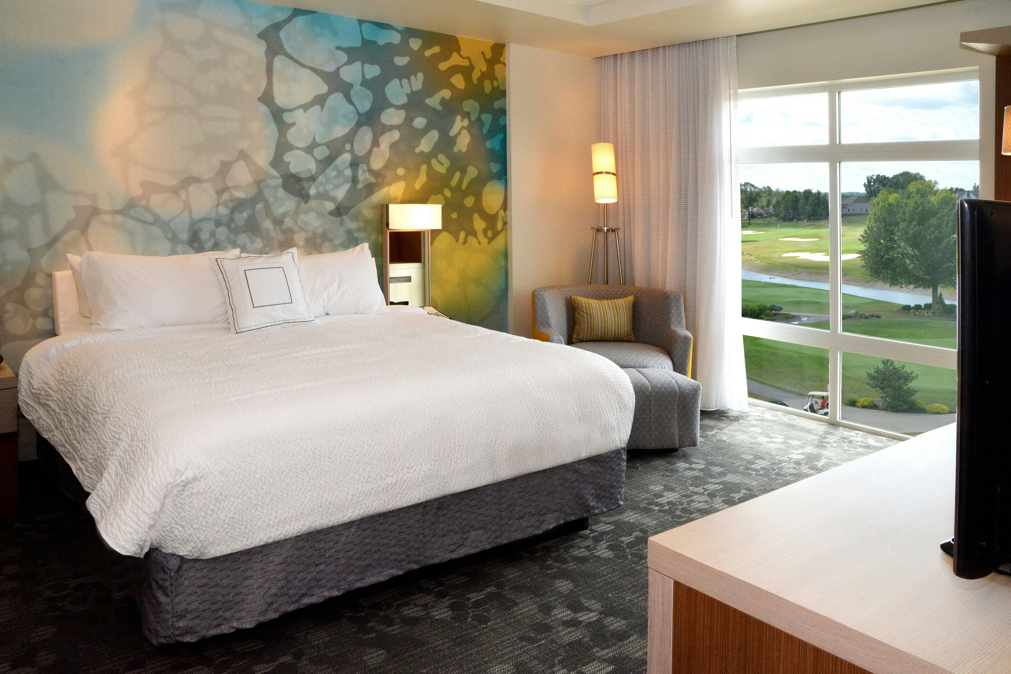 Courtyard By Marriott Youngstown Canfield 4/15