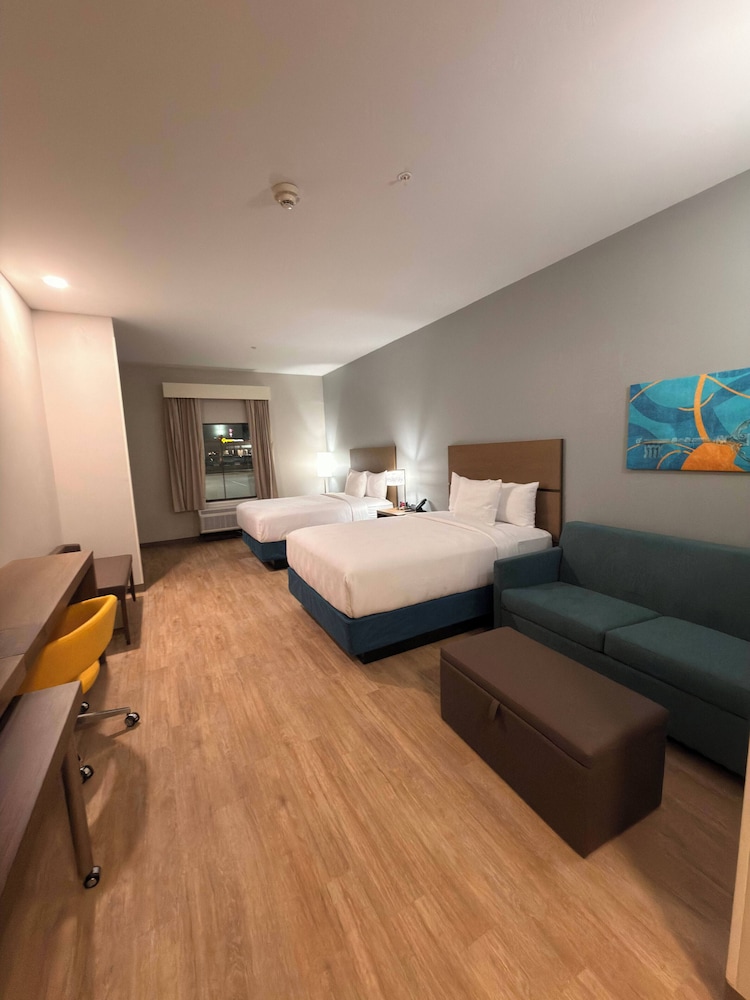 Mainstay Suites - Oklahoma City Airport 23/56