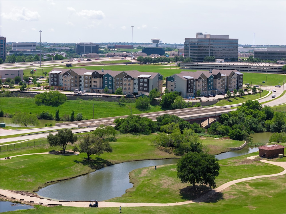 Soka Suites Dallas - Las Colinas 23/31