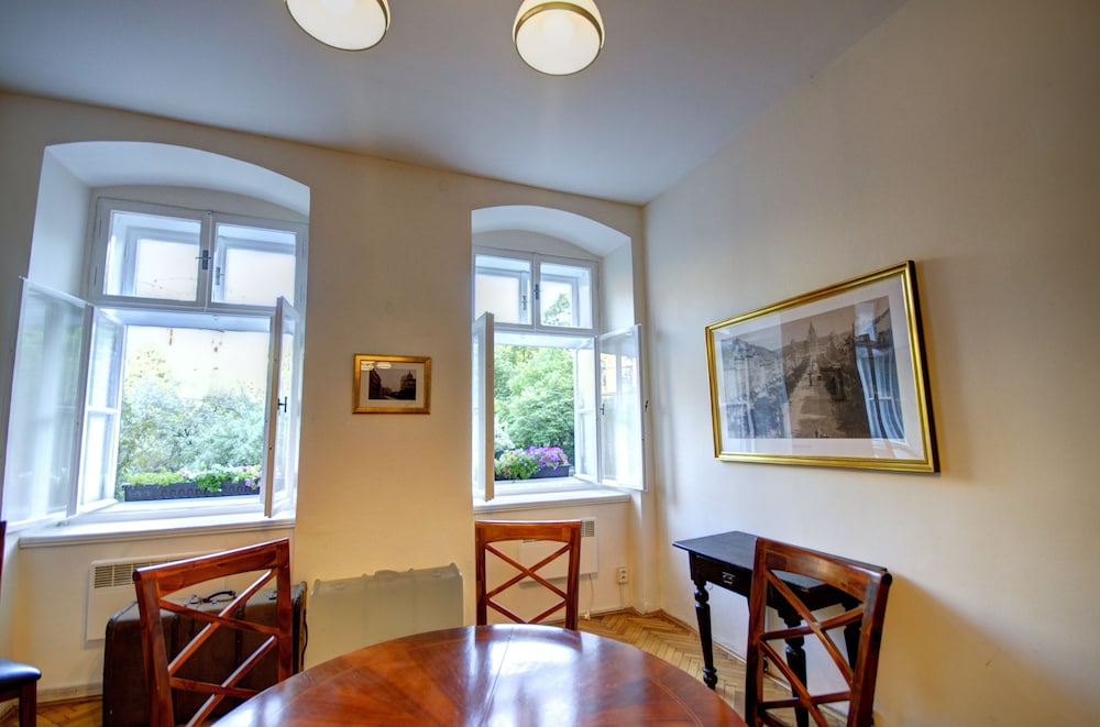 Wenceslas Square Hotel 44/58