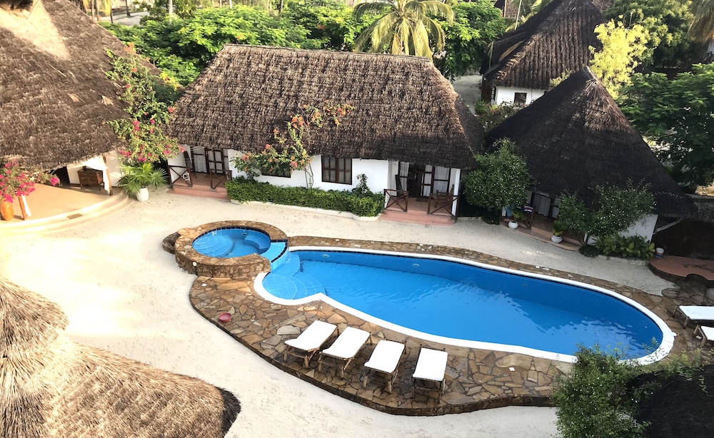 Sea View Lodge Boutique Hotel 65/76