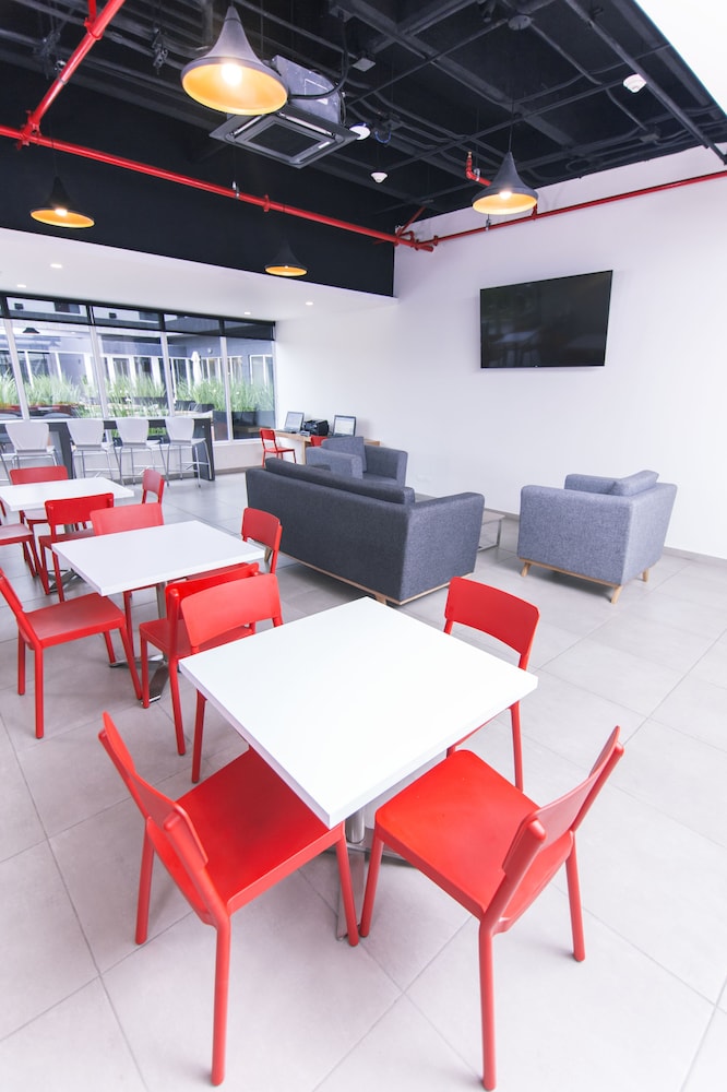 City Express Junior by Marriott Bogota Aeropuerto 53/60