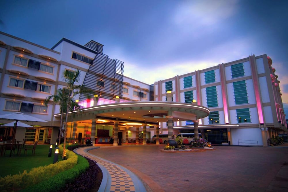 Hotel Centro Puerto Princesa Near Airport by ZUZU 7/107