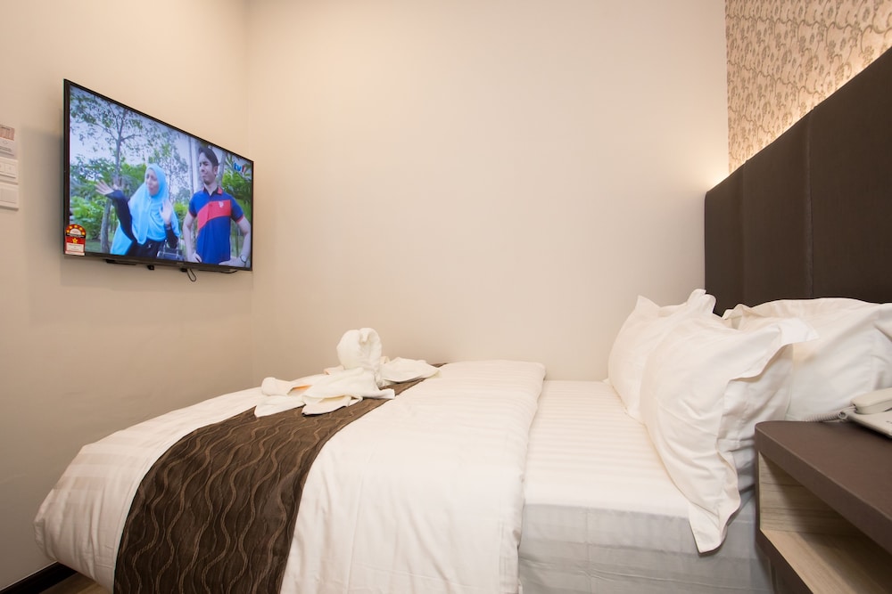 Spring Season Hotel 21/33