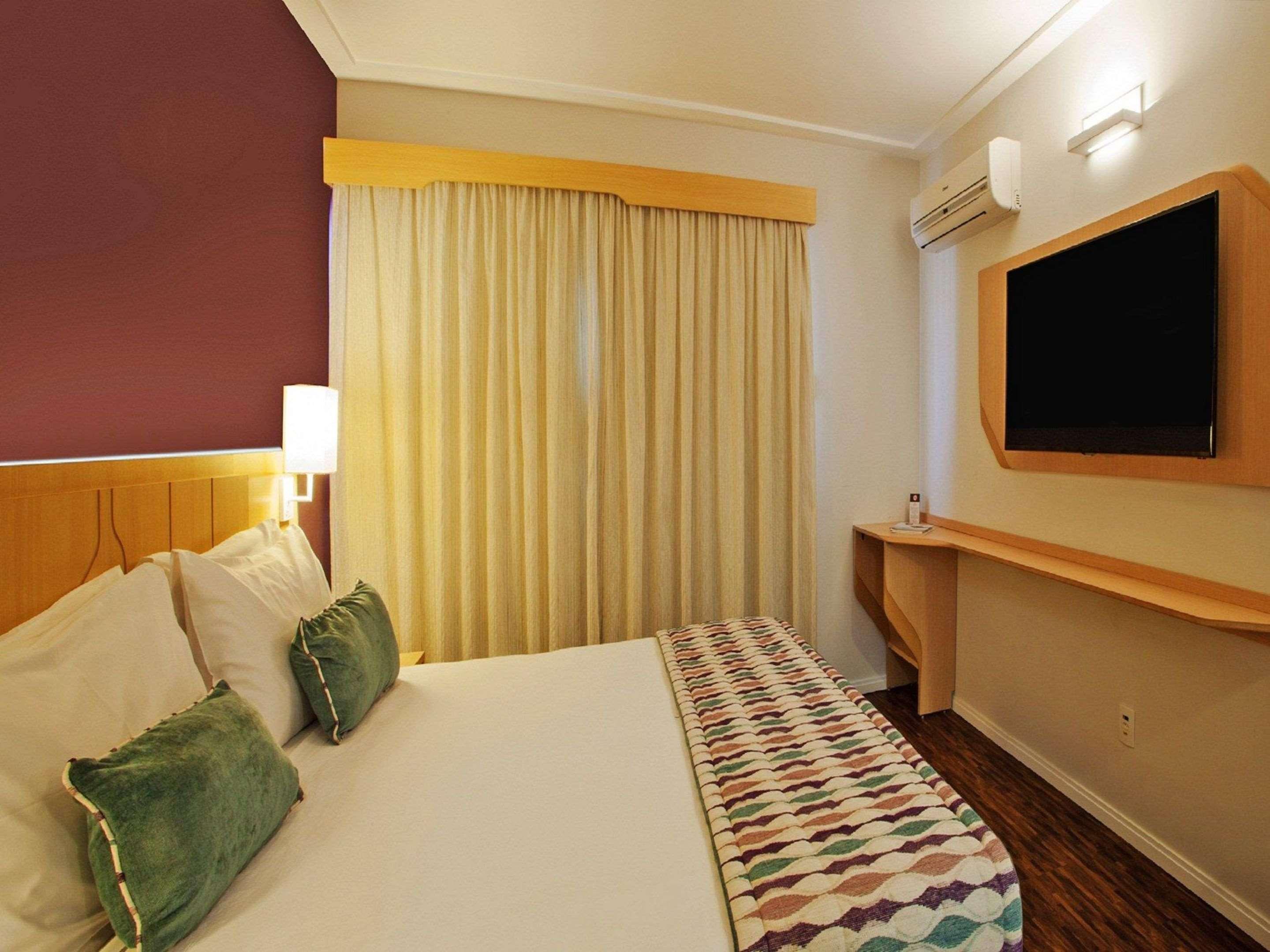 Luxury, Suite
