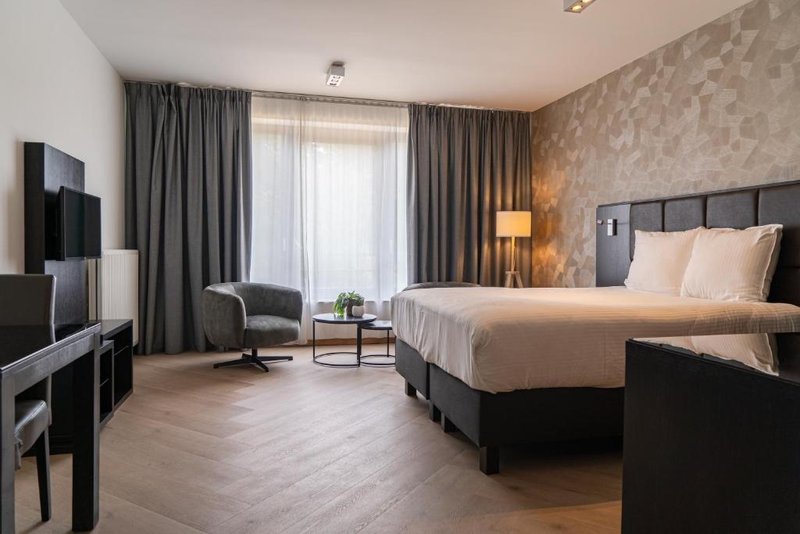 Diamant Suites Brussels EU 6/30