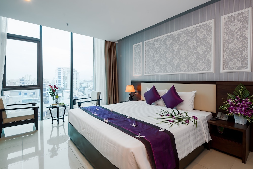 Bantique Hotel 3/30