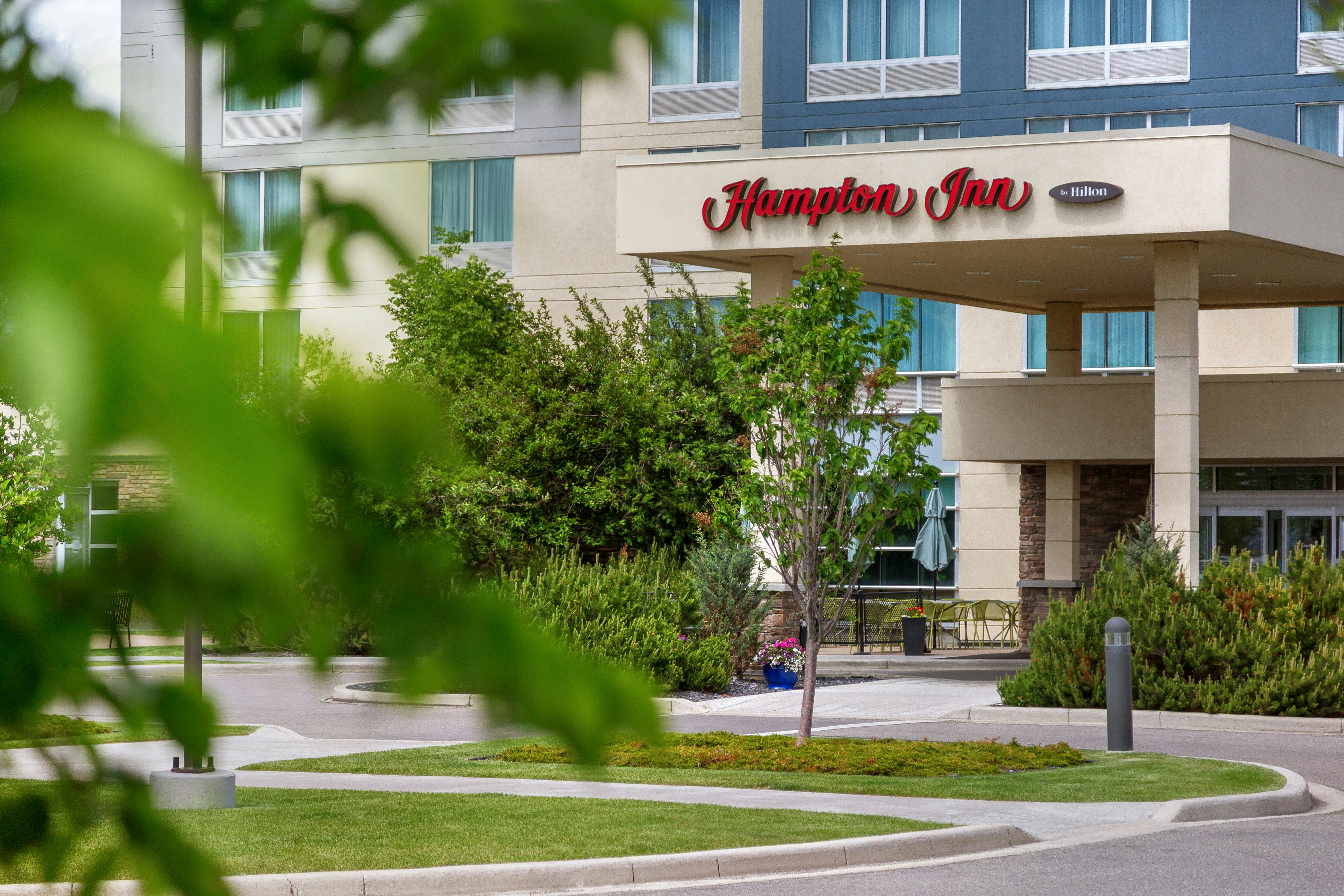 Hampton Inn By Hilton Calgary Airport North 57/58