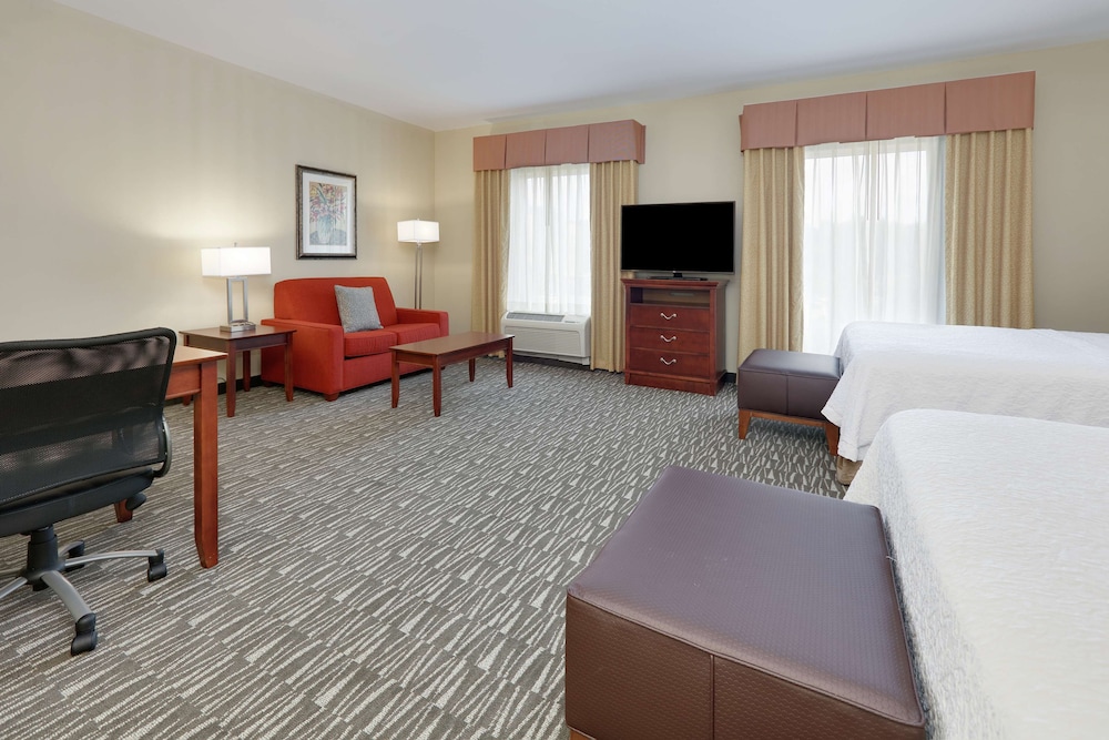 Hampton Inn & Suites Southern Pines-Pinehurst 35/42