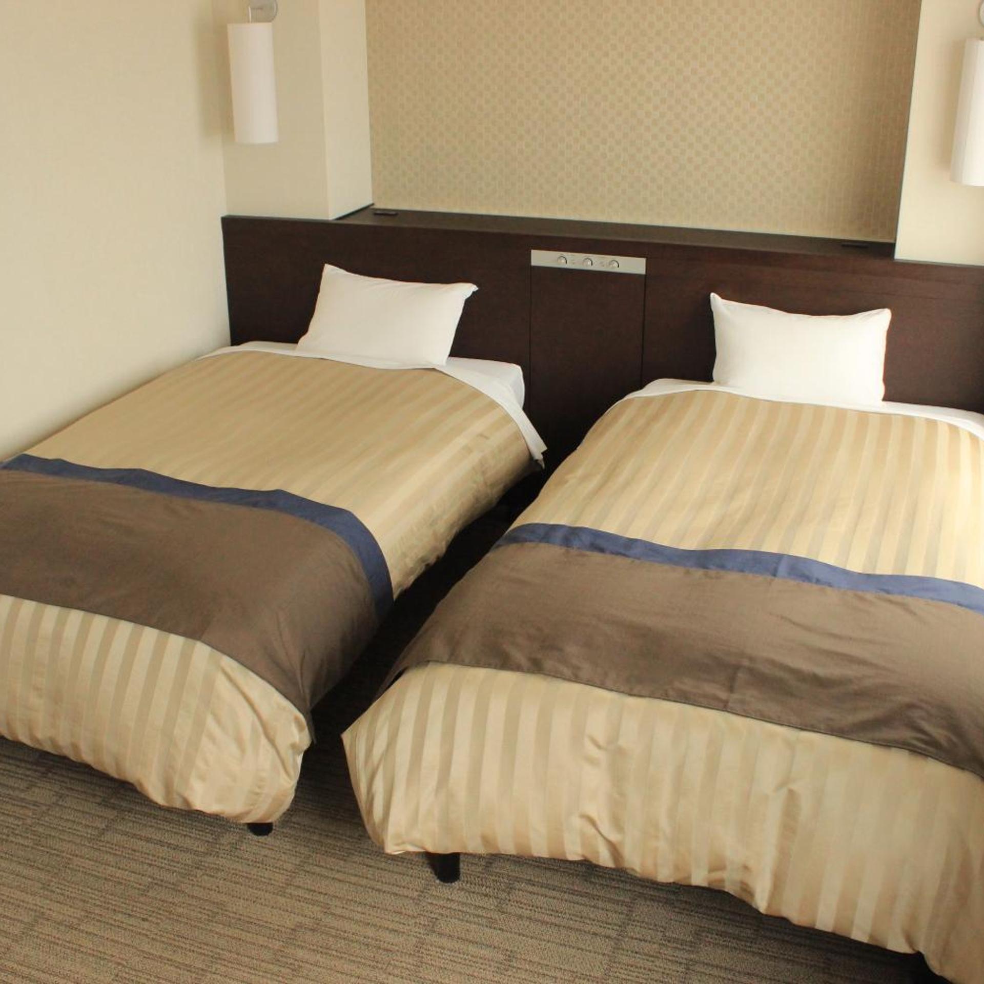 Kochi Hotel 16/42