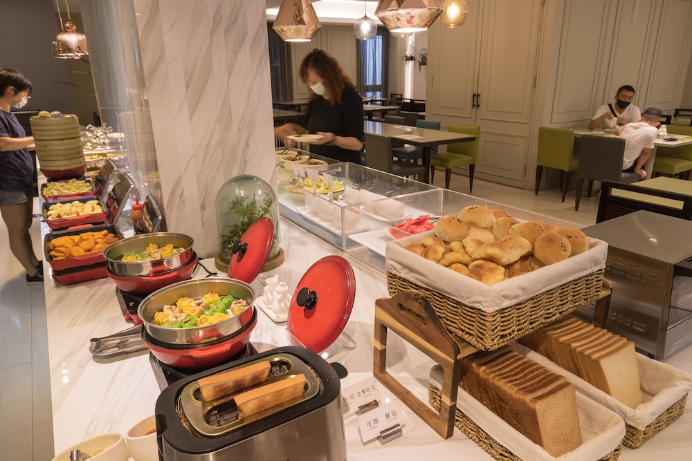 Tan Tso Ma Li Business Hotel 16/22