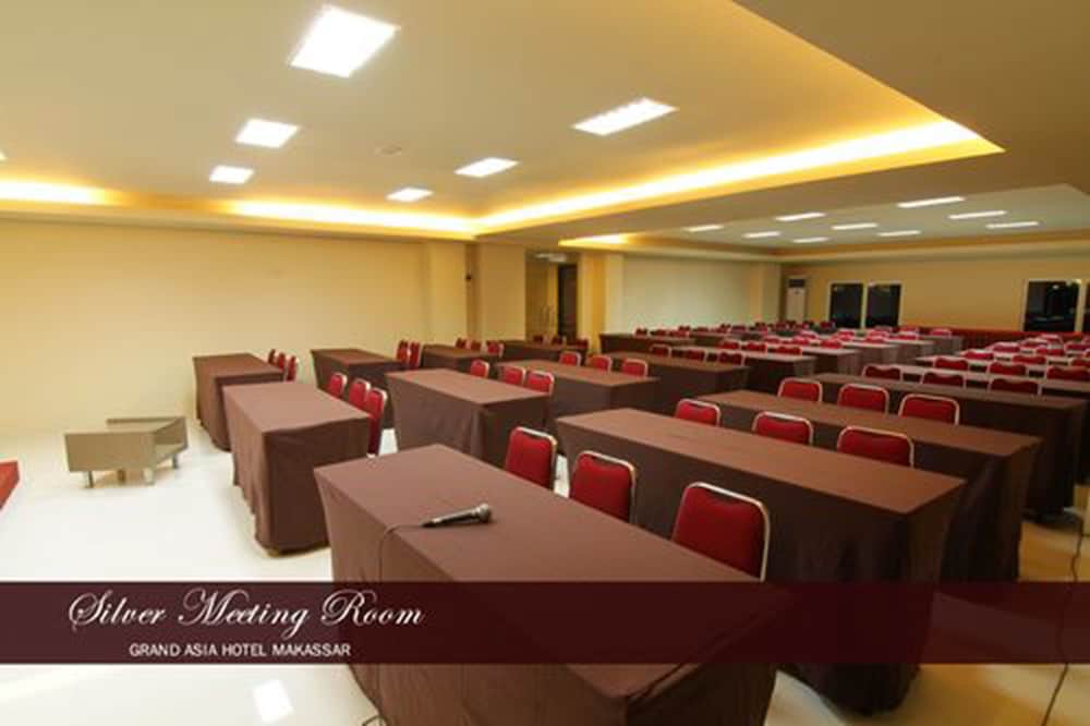 Grand Asia Hotel 36/43