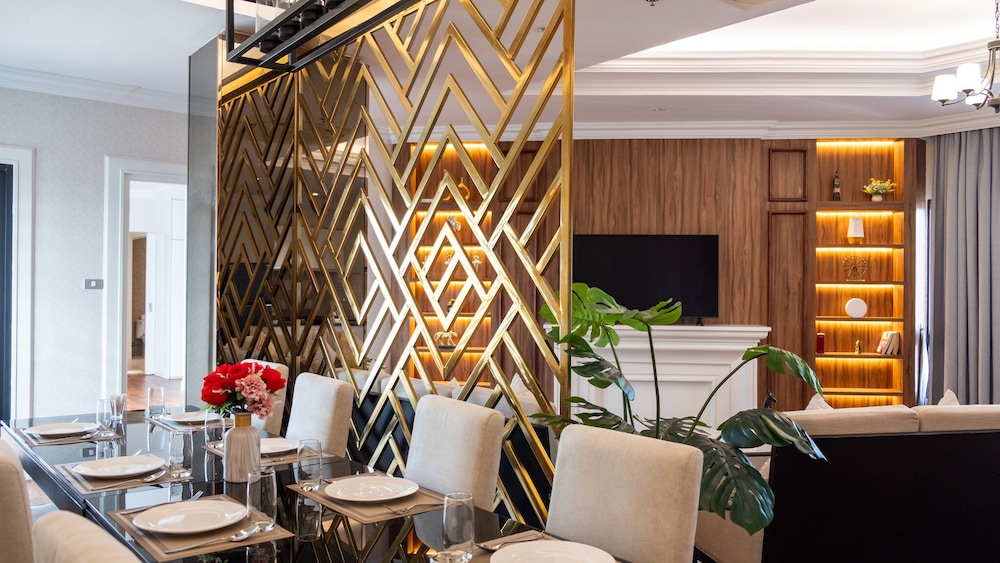 Mintra Hotel 34/48