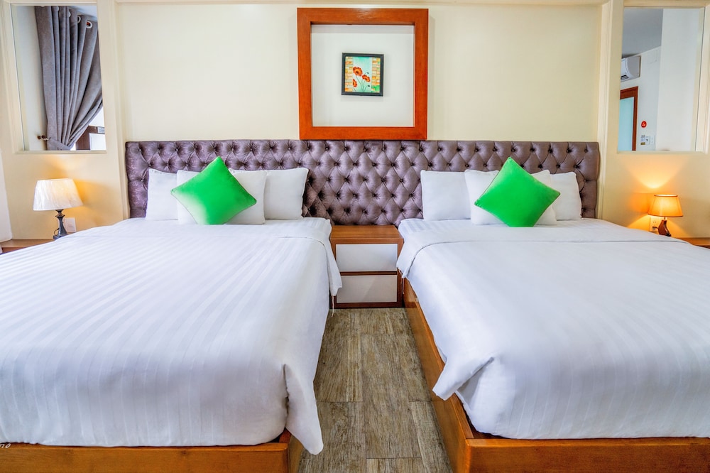 C'Lavie Hotel - Saigon Airport Hotel 16/50