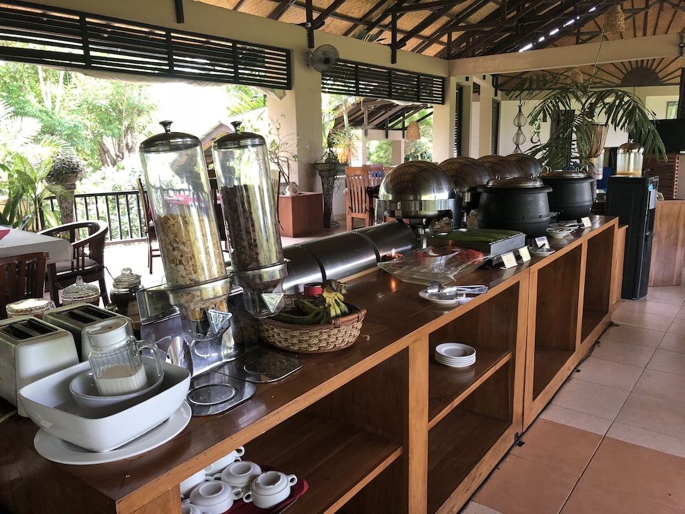 Puri Sari Beach Hotel 31/50