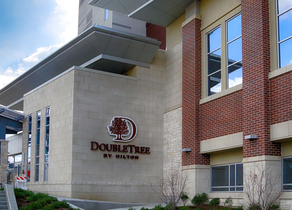 Doubletree By Hilton Lawrenceburg 3/33