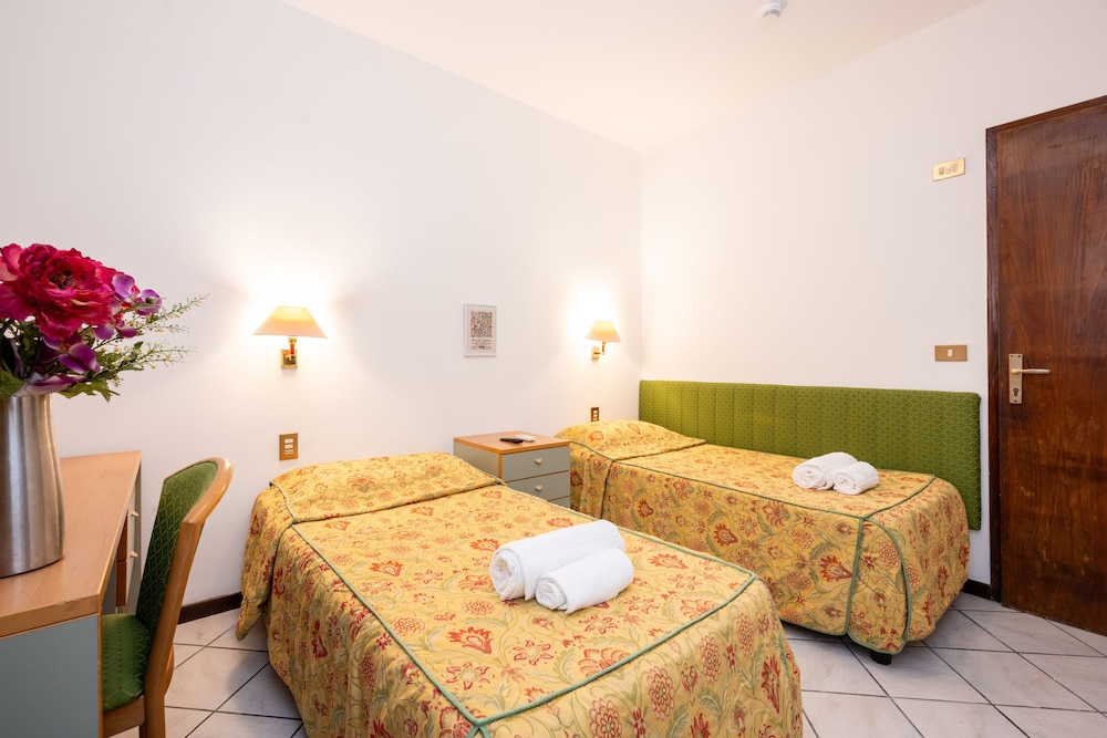 Camelia Rooms Venice Guesthouse 8/55