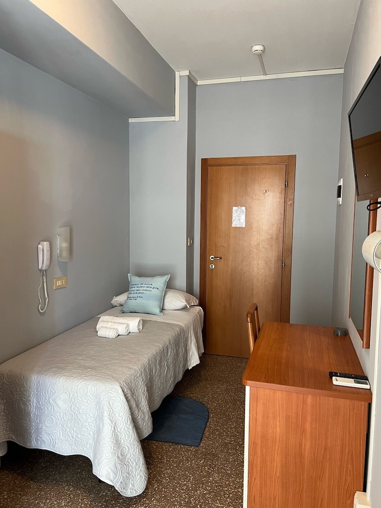 Hotel Morri 6/33