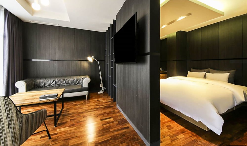 Yeoubi Hotel 27/61
