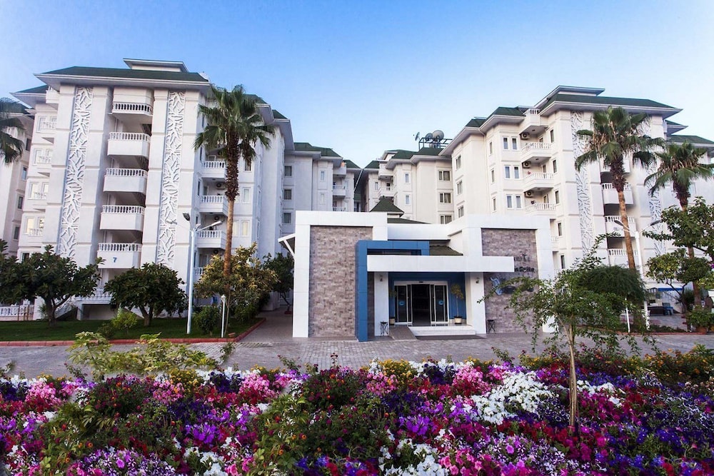 The Garden Beach Hotel in ALANYA