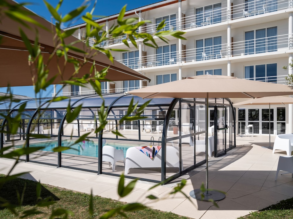 Golden Tulip La Baule 74/79
