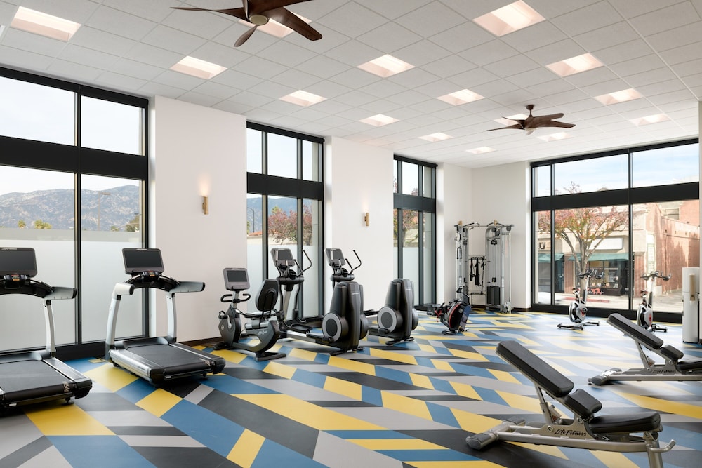 Hyatt Place Pasadena 37/66