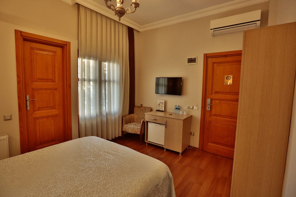 Mimoza Butik Otel Buyukada 7/31
