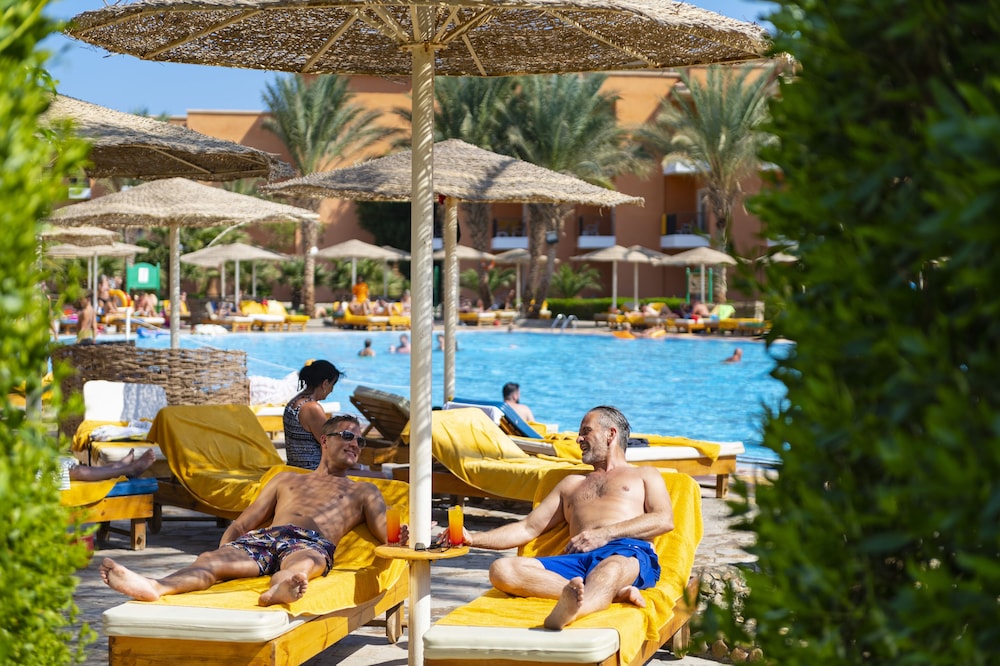 Three Corners Sunny Beach Resort in HURGHADA