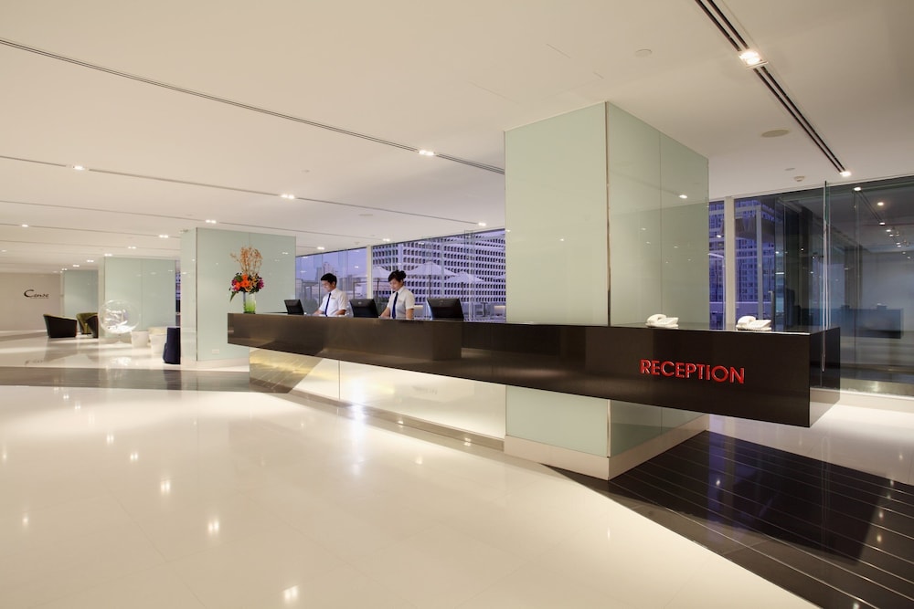 Lobby at Centara Watergate Pavilion Hotel Bangkok, BANGKOK