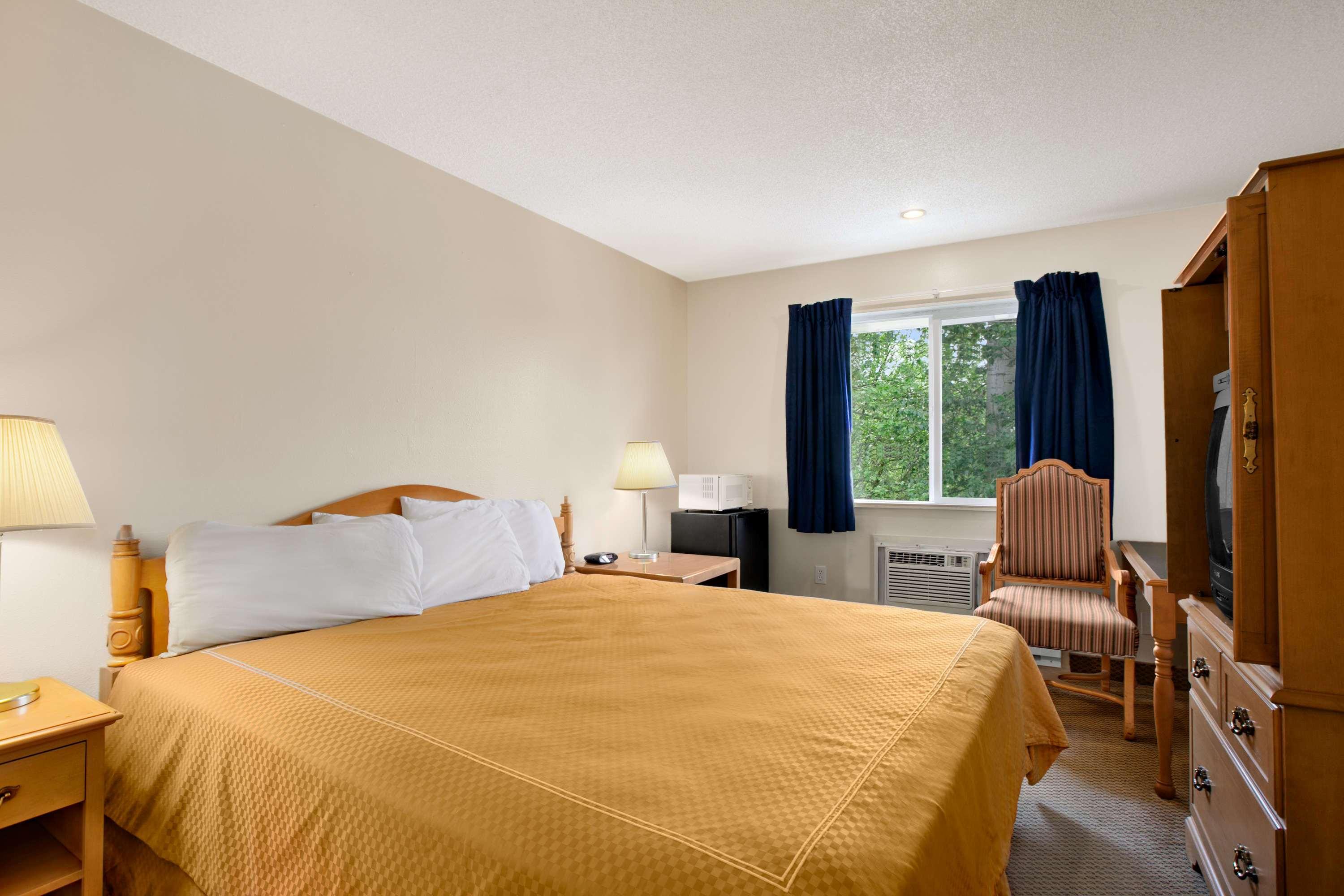 Travelodge By Wyndham Port Of Tacoma WA — foto 4