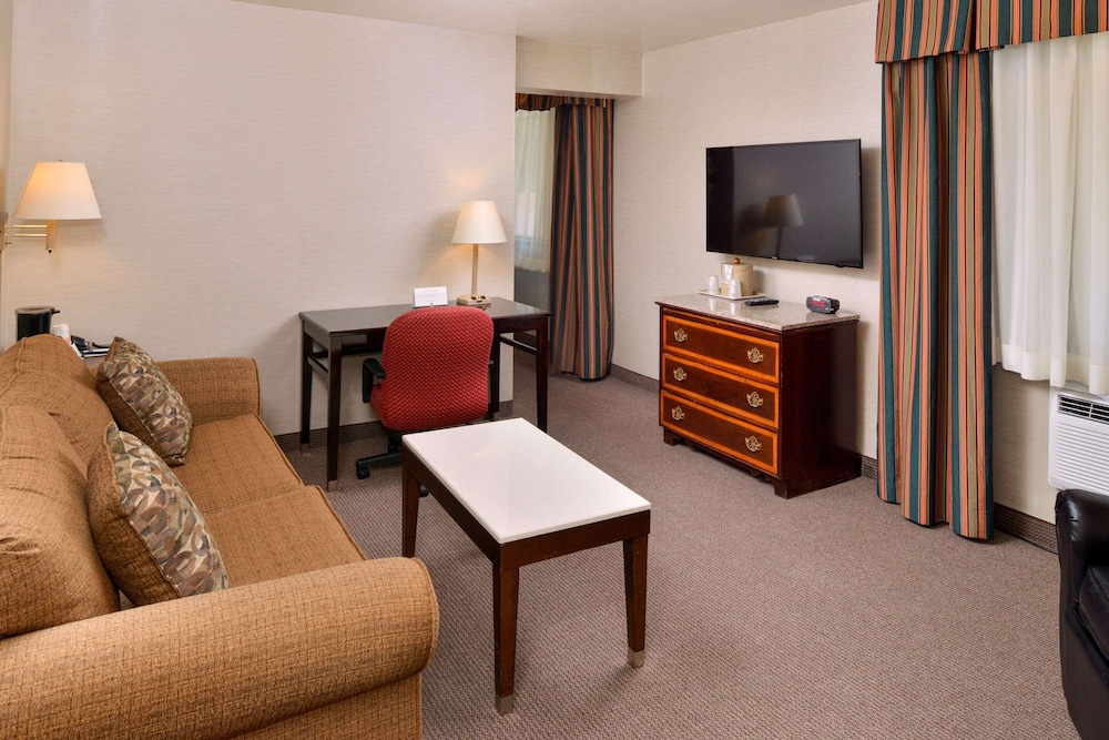 Quality Inn & Suites Walnut - City Of Industry 20/27