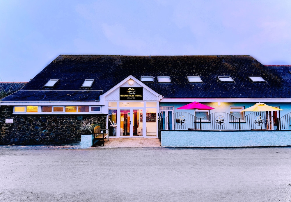 OYO Ocean Haze Hotel in HAVERFORDWEST