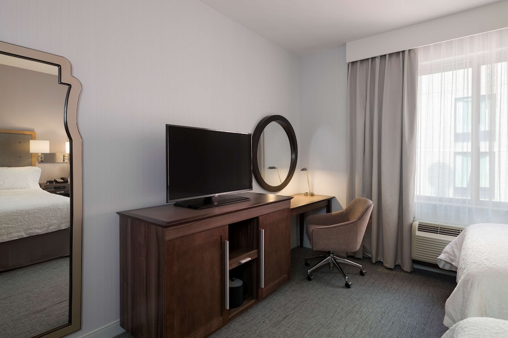 Hampton Inn Manhattan Times Square South 36/37
