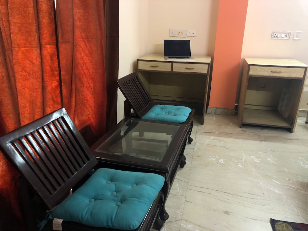 Utsav Bed & Breakfast 14/23