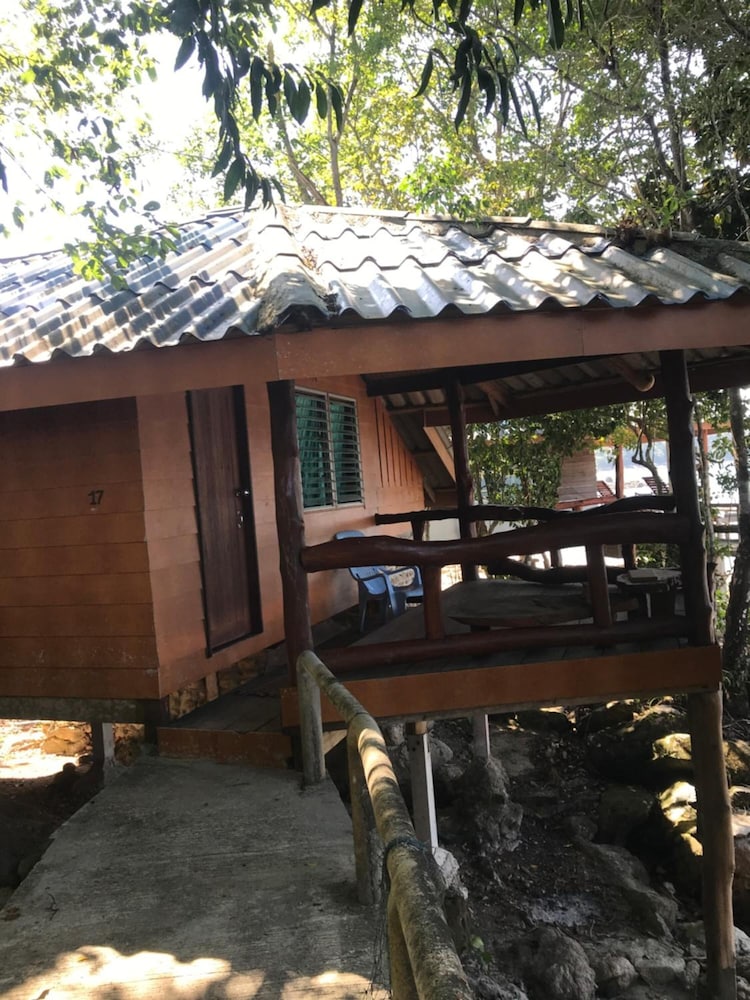 Koh Chang Resort Ranong 25/50